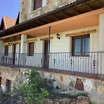Εξοχικό σπίτι Roblegordo Rabanera del Pinar