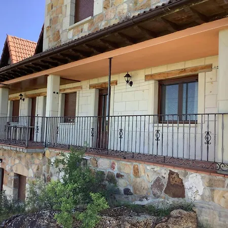 Country house Roblegordo
